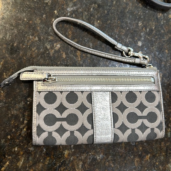 Coach Op Zippy Wallet wristlet black, gray, & silver circa 2010 - Picture 2 of 8